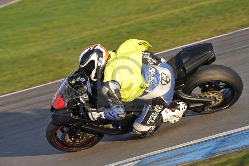 Motorcycle action photographs;donington;donington park leicestershire;donington photographs;event digital images;eventdigitalimages;no limits trackday;peter wileman photography;trackday;trackday digital images;trackday photos