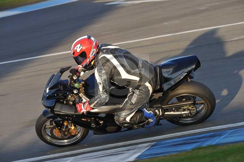 Motorcycle action photographs;donington;donington park leicestershire;donington photographs;event digital images;eventdigitalimages;no limits trackday;peter wileman photography;trackday;trackday digital images;trackday photos