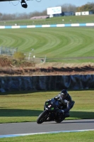 Motorcycle-action-photographs;donington;donington-park-leicestershire;donington-photographs;event-digital-images;eventdigitalimages;no-limits-trackday;peter-wileman-photography;trackday;trackday-digital-images;trackday-photos