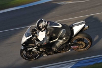 Motorcycle-action-photographs;donington;donington-park-leicestershire;donington-photographs;event-digital-images;eventdigitalimages;no-limits-trackday;peter-wileman-photography;trackday;trackday-digital-images;trackday-photos