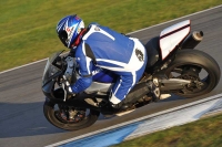 Motorcycle-action-photographs;donington;donington-park-leicestershire;donington-photographs;event-digital-images;eventdigitalimages;no-limits-trackday;peter-wileman-photography;trackday;trackday-digital-images;trackday-photos