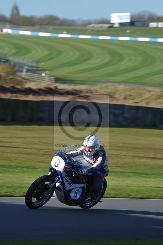 Motorcycle action photographs;donington;donington park leicestershire;donington photographs;event digital images;eventdigitalimages;no limits trackday;peter wileman photography;trackday;trackday digital images;trackday photos