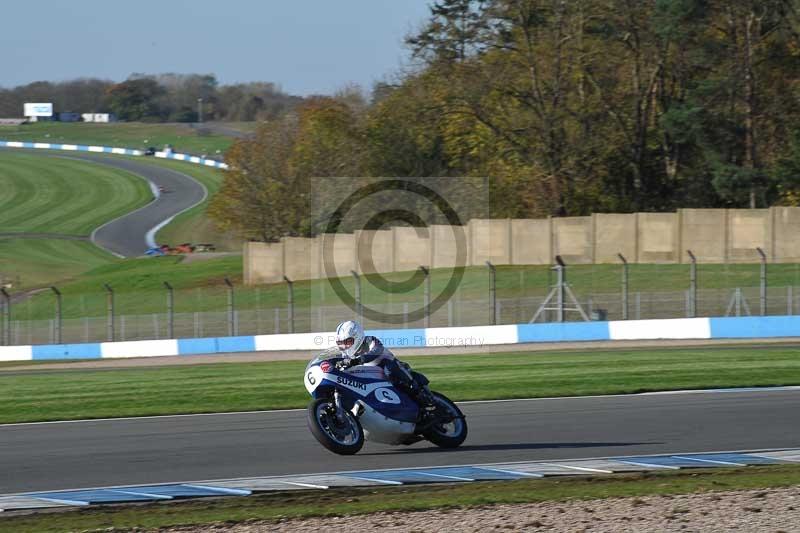 Motorcycle action photographs;donington;donington park leicestershire;donington photographs;event digital images;eventdigitalimages;no limits trackday;peter wileman photography;trackday;trackday digital images;trackday photos