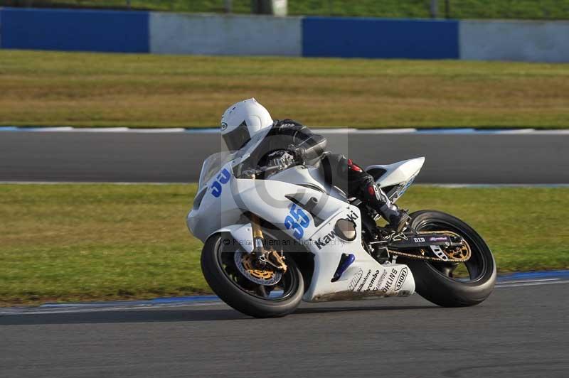 Motorcycle action photographs;donington;donington park leicestershire;donington photographs;event digital images;eventdigitalimages;no limits trackday;peter wileman photography;trackday;trackday digital images;trackday photos