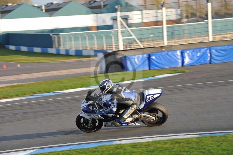 Motorcycle action photographs;donington;donington park leicestershire;donington photographs;event digital images;eventdigitalimages;no limits trackday;peter wileman photography;trackday;trackday digital images;trackday photos