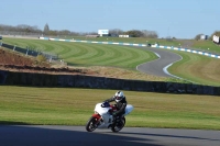 Motorcycle-action-photographs;donington;donington-park-leicestershire;donington-photographs;event-digital-images;eventdigitalimages;no-limits-trackday;peter-wileman-photography;trackday;trackday-digital-images;trackday-photos