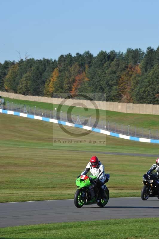 Motorcycle action photographs;donington;donington park leicestershire;donington photographs;event digital images;eventdigitalimages;no limits trackday;peter wileman photography;trackday;trackday digital images;trackday photos