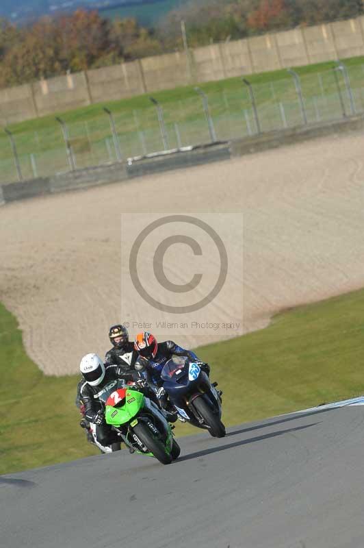 Motorcycle action photographs;donington;donington park leicestershire;donington photographs;event digital images;eventdigitalimages;no limits trackday;peter wileman photography;trackday;trackday digital images;trackday photos