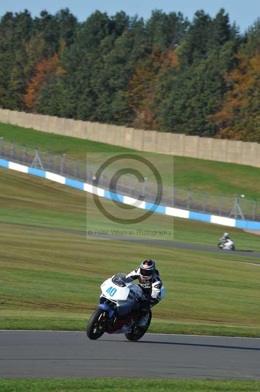 Motorcycle action photographs;donington;donington park leicestershire;donington photographs;event digital images;eventdigitalimages;no limits trackday;peter wileman photography;trackday;trackday digital images;trackday photos