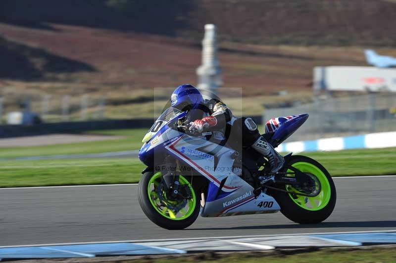 Motorcycle action photographs;donington;donington park leicestershire;donington photographs;event digital images;eventdigitalimages;no limits trackday;peter wileman photography;trackday;trackday digital images;trackday photos