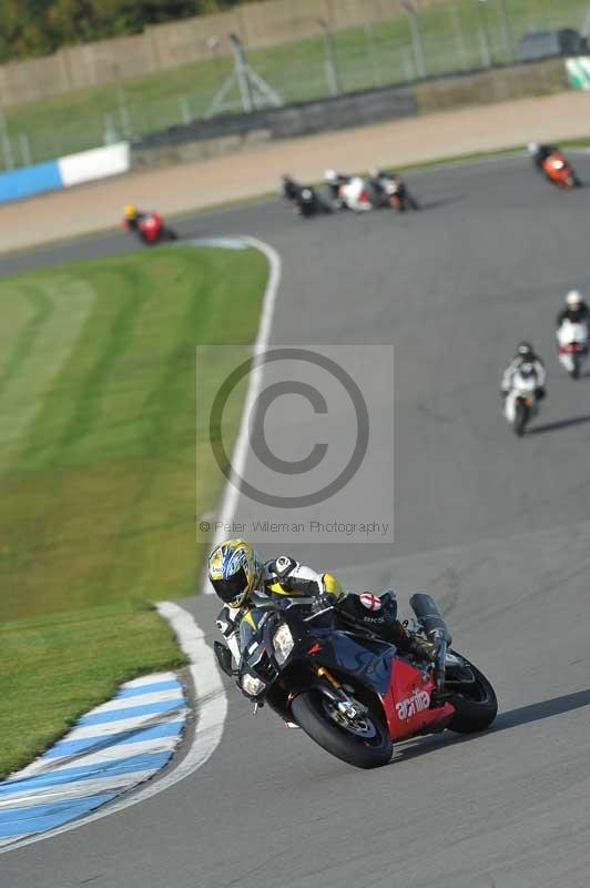 Motorcycle action photographs;donington;donington park leicestershire;donington photographs;event digital images;eventdigitalimages;no limits trackday;peter wileman photography;trackday;trackday digital images;trackday photos