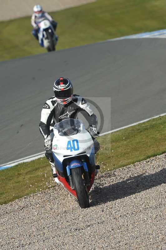 Motorcycle action photographs;donington;donington park leicestershire;donington photographs;event digital images;eventdigitalimages;no limits trackday;peter wileman photography;trackday;trackday digital images;trackday photos