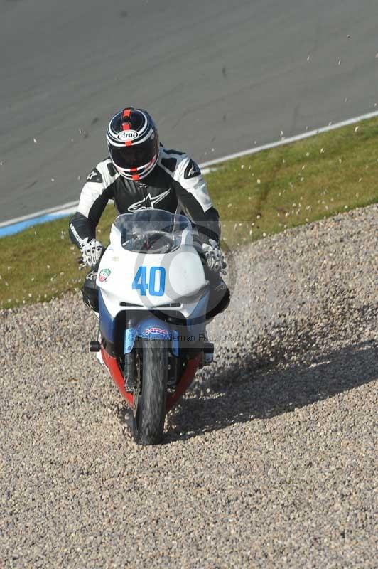 Motorcycle action photographs;donington;donington park leicestershire;donington photographs;event digital images;eventdigitalimages;no limits trackday;peter wileman photography;trackday;trackday digital images;trackday photos