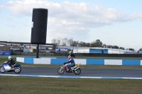 Motorcycle-action-photographs;donington;donington-park-leicestershire;donington-photographs;event-digital-images;eventdigitalimages;no-limits-trackday;peter-wileman-photography;trackday;trackday-digital-images;trackday-photos