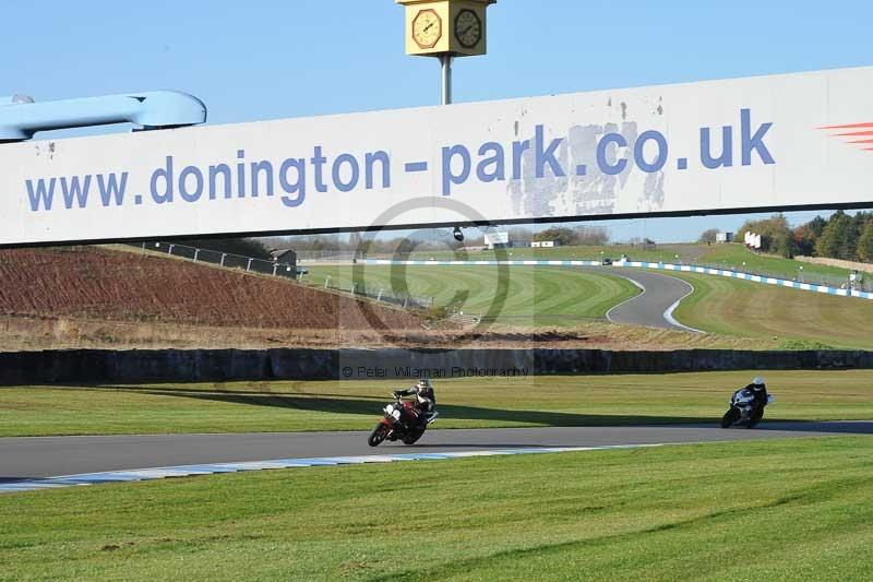 Motorcycle action photographs;donington;donington park leicestershire;donington photographs;event digital images;eventdigitalimages;no limits trackday;peter wileman photography;trackday;trackday digital images;trackday photos