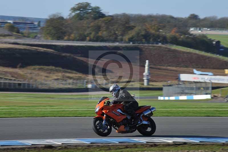 Motorcycle action photographs;donington;donington park leicestershire;donington photographs;event digital images;eventdigitalimages;no limits trackday;peter wileman photography;trackday;trackday digital images;trackday photos