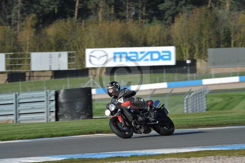 Motorcycle action photographs;donington;donington park leicestershire;donington photographs;event digital images;eventdigitalimages;no limits trackday;peter wileman photography;trackday;trackday digital images;trackday photos