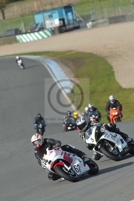 Motorcycle action photographs;donington;donington park leicestershire;donington photographs;event digital images;eventdigitalimages;no limits trackday;peter wileman photography;trackday;trackday digital images;trackday photos