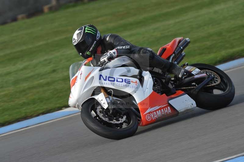 Motorcycle action photographs;donington;donington park leicestershire;donington photographs;event digital images;eventdigitalimages;no limits trackday;peter wileman photography;trackday;trackday digital images;trackday photos