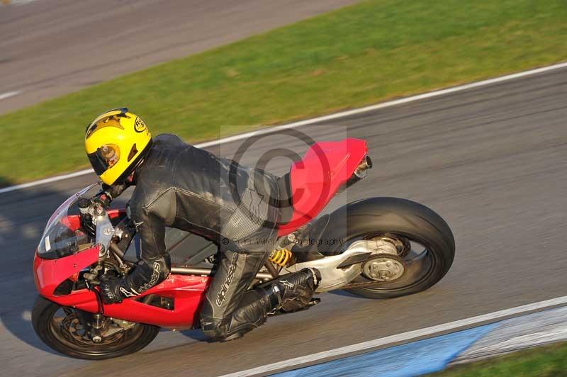 Motorcycle action photographs;donington;donington park leicestershire;donington photographs;event digital images;eventdigitalimages;no limits trackday;peter wileman photography;trackday;trackday digital images;trackday photos