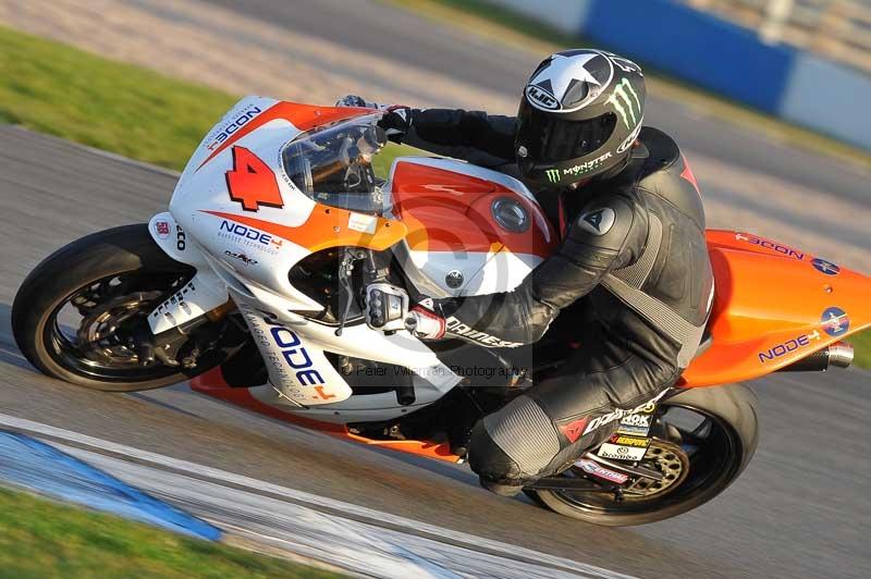 Motorcycle action photographs;donington;donington park leicestershire;donington photographs;event digital images;eventdigitalimages;no limits trackday;peter wileman photography;trackday;trackday digital images;trackday photos