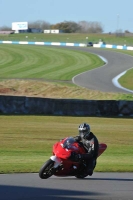 Motorcycle-action-photographs;donington;donington-park-leicestershire;donington-photographs;event-digital-images;eventdigitalimages;no-limits-trackday;peter-wileman-photography;trackday;trackday-digital-images;trackday-photos