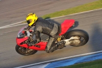 Motorcycle-action-photographs;donington;donington-park-leicestershire;donington-photographs;event-digital-images;eventdigitalimages;no-limits-trackday;peter-wileman-photography;trackday;trackday-digital-images;trackday-photos