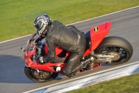 Motorcycle-action-photographs;donington;donington-park-leicestershire;donington-photographs;event-digital-images;eventdigitalimages;no-limits-trackday;peter-wileman-photography;trackday;trackday-digital-images;trackday-photos