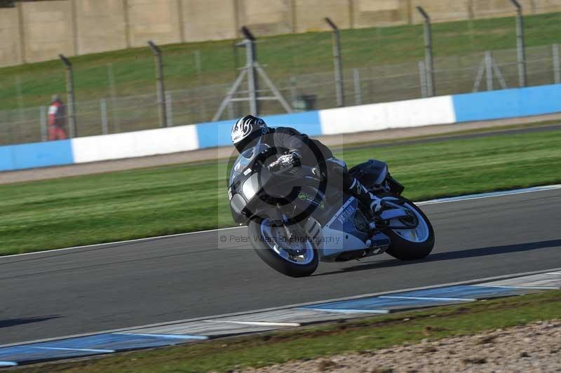 Motorcycle action photographs;donington;donington park leicestershire;donington photographs;event digital images;eventdigitalimages;no limits trackday;peter wileman photography;trackday;trackday digital images;trackday photos