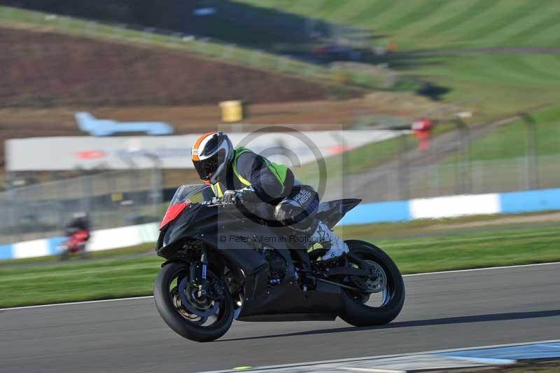 Motorcycle action photographs;donington;donington park leicestershire;donington photographs;event digital images;eventdigitalimages;no limits trackday;peter wileman photography;trackday;trackday digital images;trackday photos