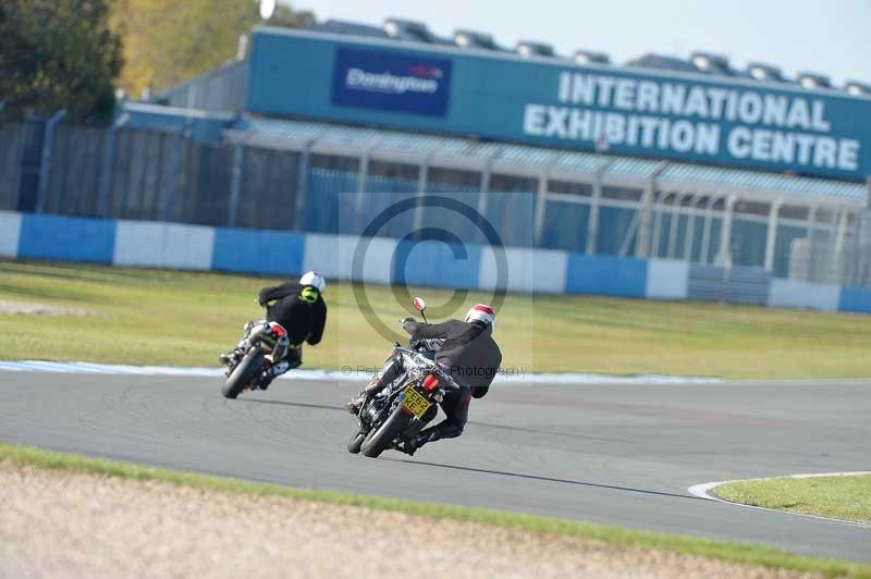 Motorcycle action photographs;donington;donington park leicestershire;donington photographs;event digital images;eventdigitalimages;no limits trackday;peter wileman photography;trackday;trackday digital images;trackday photos