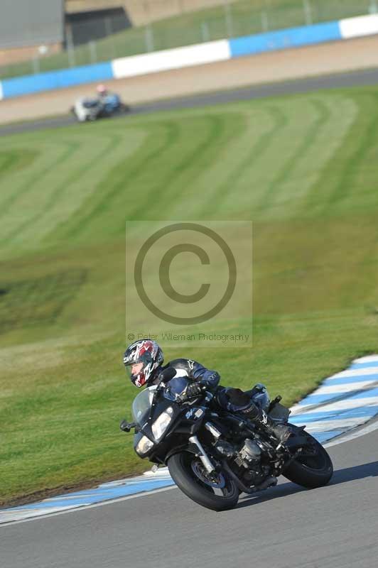 Motorcycle action photographs;donington;donington park leicestershire;donington photographs;event digital images;eventdigitalimages;no limits trackday;peter wileman photography;trackday;trackday digital images;trackday photos