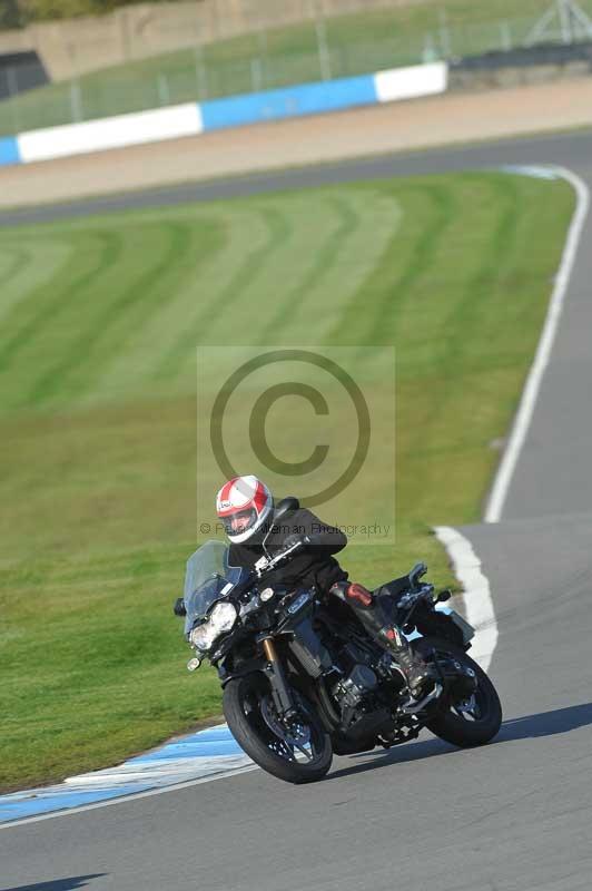 Motorcycle action photographs;donington;donington park leicestershire;donington photographs;event digital images;eventdigitalimages;no limits trackday;peter wileman photography;trackday;trackday digital images;trackday photos