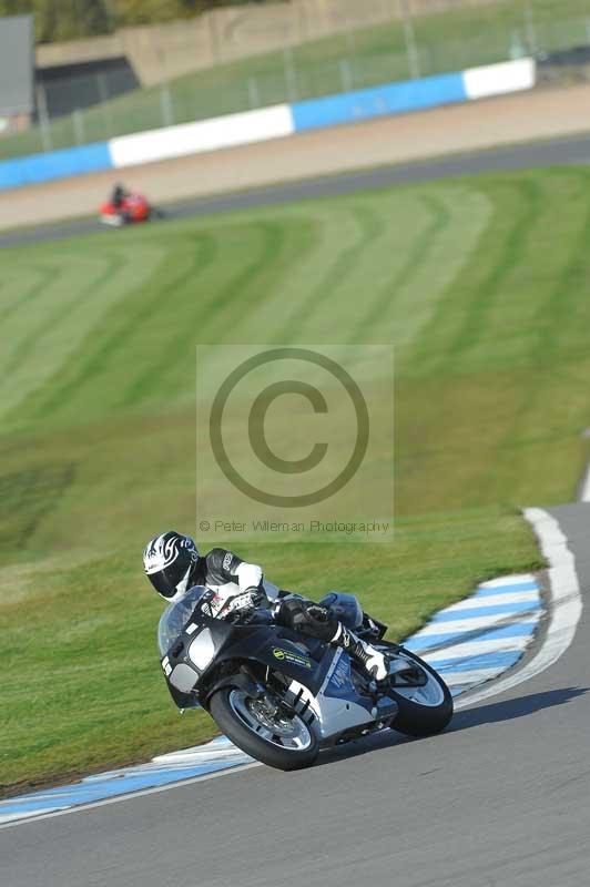 Motorcycle action photographs;donington;donington park leicestershire;donington photographs;event digital images;eventdigitalimages;no limits trackday;peter wileman photography;trackday;trackday digital images;trackday photos