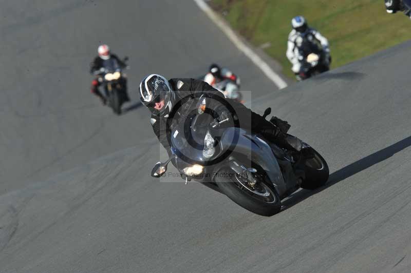 Motorcycle action photographs;donington;donington park leicestershire;donington photographs;event digital images;eventdigitalimages;no limits trackday;peter wileman photography;trackday;trackday digital images;trackday photos