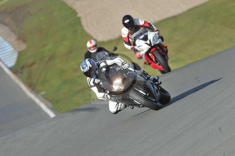 Motorcycle action photographs;donington;donington park leicestershire;donington photographs;event digital images;eventdigitalimages;no limits trackday;peter wileman photography;trackday;trackday digital images;trackday photos