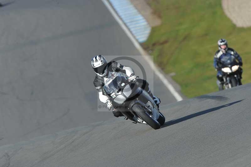 Motorcycle action photographs;donington;donington park leicestershire;donington photographs;event digital images;eventdigitalimages;no limits trackday;peter wileman photography;trackday;trackday digital images;trackday photos
