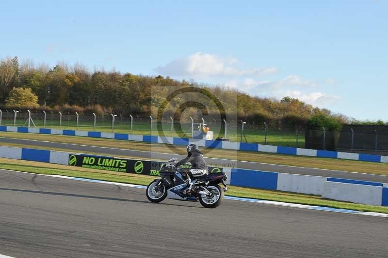 Motorcycle action photographs;donington;donington park leicestershire;donington photographs;event digital images;eventdigitalimages;no limits trackday;peter wileman photography;trackday;trackday digital images;trackday photos