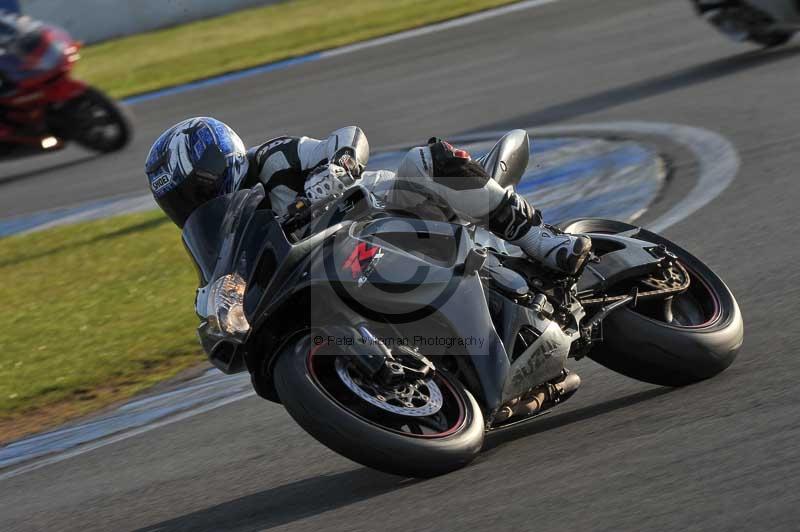 Motorcycle action photographs;donington;donington park leicestershire;donington photographs;event digital images;eventdigitalimages;no limits trackday;peter wileman photography;trackday;trackday digital images;trackday photos