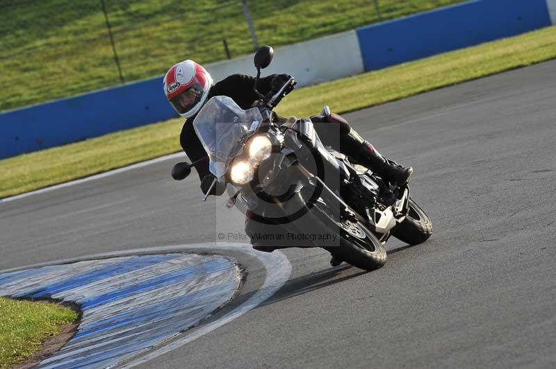 Motorcycle action photographs;donington;donington park leicestershire;donington photographs;event digital images;eventdigitalimages;no limits trackday;peter wileman photography;trackday;trackday digital images;trackday photos
