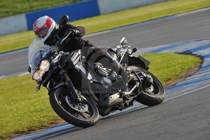 Motorcycle action photographs;donington;donington park leicestershire;donington photographs;event digital images;eventdigitalimages;no limits trackday;peter wileman photography;trackday;trackday digital images;trackday photos
