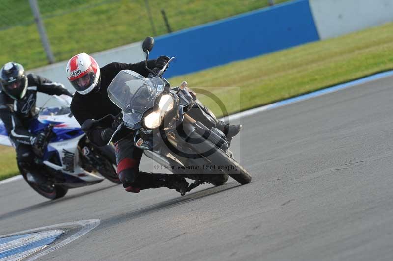Motorcycle action photographs;donington;donington park leicestershire;donington photographs;event digital images;eventdigitalimages;no limits trackday;peter wileman photography;trackday;trackday digital images;trackday photos