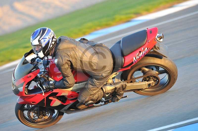 Motorcycle action photographs;donington;donington park leicestershire;donington photographs;event digital images;eventdigitalimages;no limits trackday;peter wileman photography;trackday;trackday digital images;trackday photos
