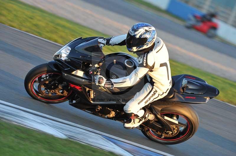 Motorcycle action photographs;donington;donington park leicestershire;donington photographs;event digital images;eventdigitalimages;no limits trackday;peter wileman photography;trackday;trackday digital images;trackday photos
