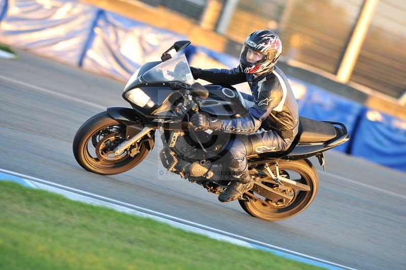 Motorcycle action photographs;donington;donington park leicestershire;donington photographs;event digital images;eventdigitalimages;no limits trackday;peter wileman photography;trackday;trackday digital images;trackday photos