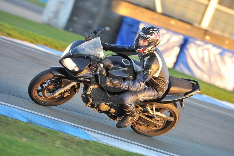 Motorcycle action photographs;donington;donington park leicestershire;donington photographs;event digital images;eventdigitalimages;no limits trackday;peter wileman photography;trackday;trackday digital images;trackday photos