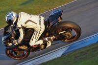 Motorcycle-action-photographs;donington;donington-park-leicestershire;donington-photographs;event-digital-images;eventdigitalimages;no-limits-trackday;peter-wileman-photography;trackday;trackday-digital-images;trackday-photos
