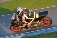 Motorcycle-action-photographs;donington;donington-park-leicestershire;donington-photographs;event-digital-images;eventdigitalimages;no-limits-trackday;peter-wileman-photography;trackday;trackday-digital-images;trackday-photos