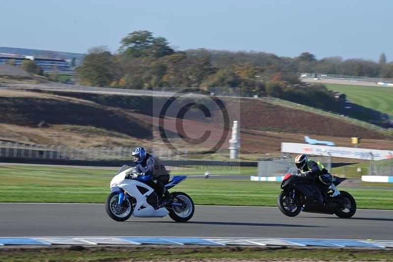 Motorcycle action photographs;donington;donington park leicestershire;donington photographs;event digital images;eventdigitalimages;no limits trackday;peter wileman photography;trackday;trackday digital images;trackday photos