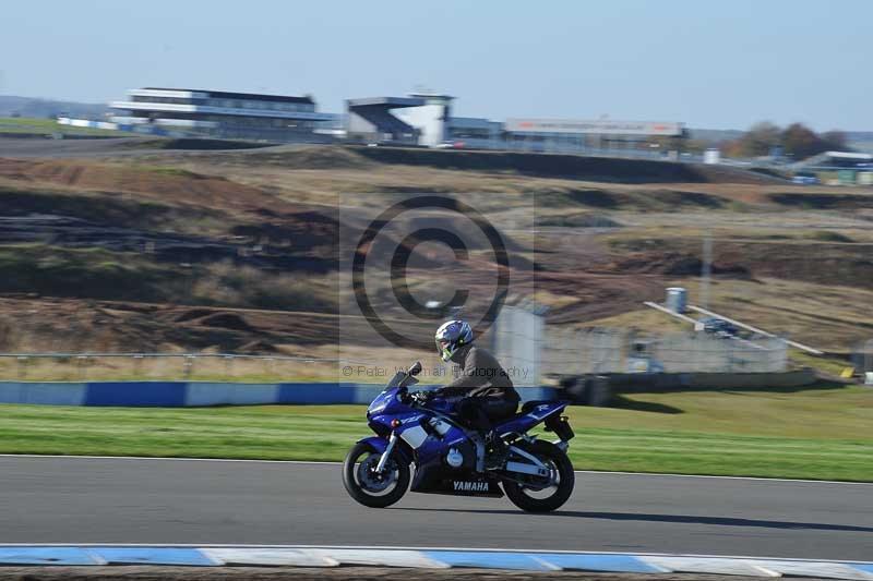 Motorcycle action photographs;donington;donington park leicestershire;donington photographs;event digital images;eventdigitalimages;no limits trackday;peter wileman photography;trackday;trackday digital images;trackday photos